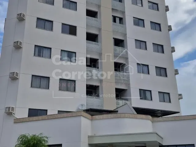 Imagem 2: Apartamento Padrão no Centro com 3 Dormitórios