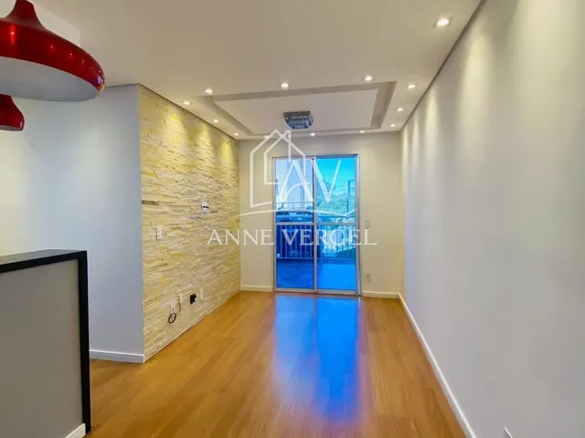 Imagem: O apartamento possui 2 Dormitórios, 1 Banheiro, 1 Vaga na