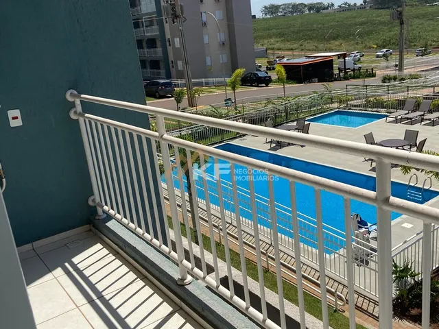Imagem: O apartamento possui 2 Dormitórios, 1 Banheiro, 1 Vaga na