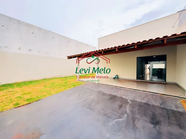 Imagem: Casa Nova com 3 Dormitórios no santa Maria