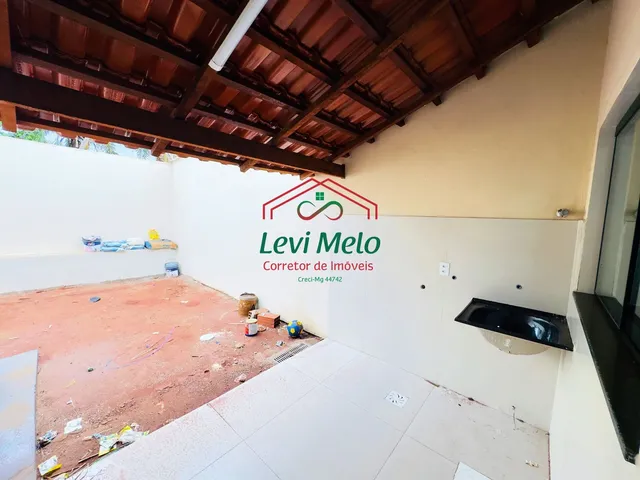 Imagem 2: Casa Nova com 3 Dormitórios no santa Maria