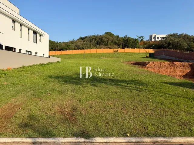 Imagem: O terreno possui 10m² de Área Privada e está localizado