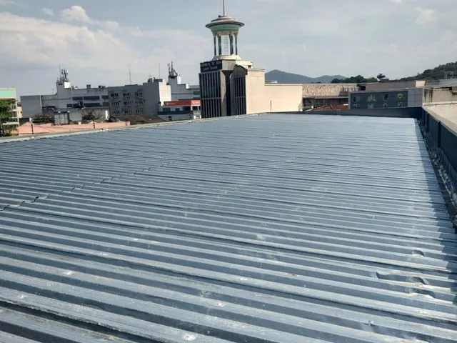 Imagem 12: 0 Loja com 2 banheiros
