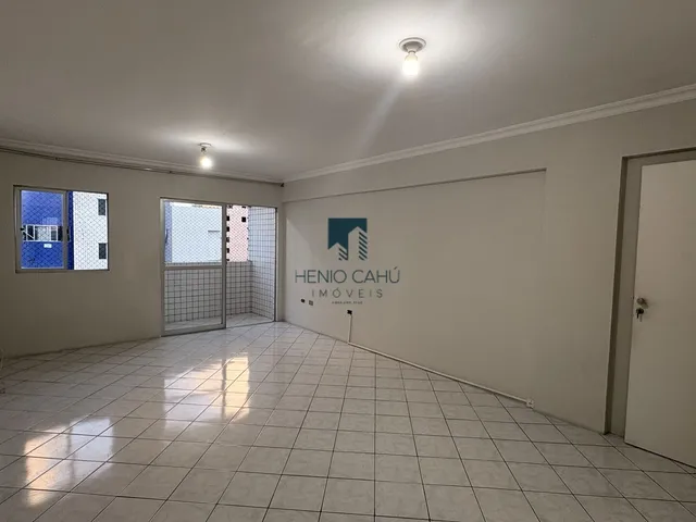 Imagem: O apartamento possui 3 Dormitórios, 1 Suíte, 3 Banheiros,