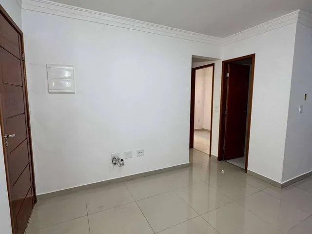 Imagem: O apartamento possui 2 Dormitórios, 1 Banheiro, 40m² de
