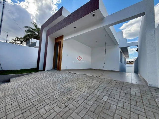 Imagem: Venda - Casas - 3 Dormitórios - Bela Vista