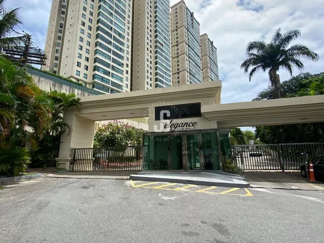 Imagem 2: Apartamento 3 Suítes À Venda no Elegance Garibaldi, 147M², Mobiliado, Vista Mar e 4 Vagas