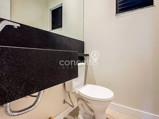 Imagem 9: Sobrado Semimobiliado com 2 Dormitórios na Velha!