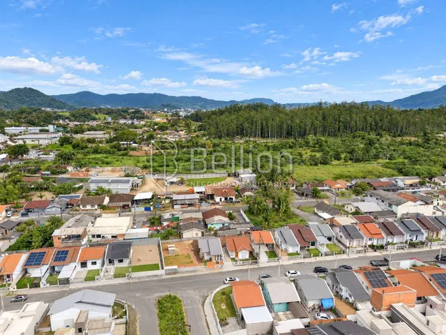 Imagem 10: Casa com 3 Quartos e Terreno de 250 M² À Venda no Loteamento Mulde - Indaial