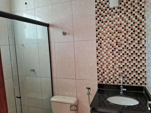 Imagem 8: Casa À Venda em Maricá, Barroco (Itaipuaçu), com 2 Quartos, 266M²
