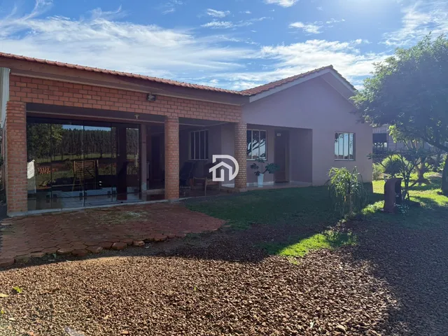 Imagem: Àrea de Terra com Confinamento em santa