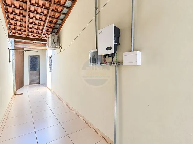 Imagem 8: Casa À Venda no Bairro Vila Industrial - Dourados/Ms