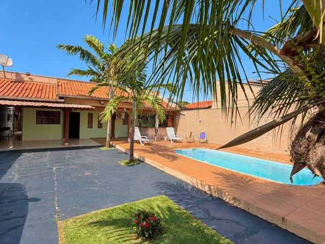 Imagem 2: Casa À Venda no Bairro Vila Industrial - Dourados/Ms