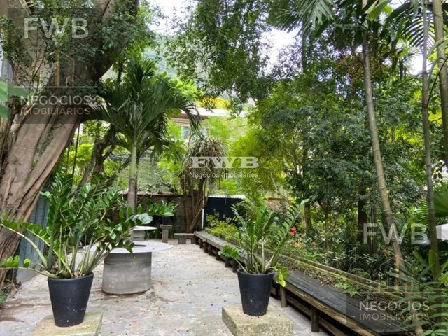 Imagem 8: Casa Estilo Colonial. Necessita Modernização, Terreno com 1.500,00 M²