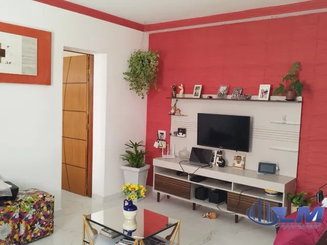 Imagem 3: Casa Duplex de 3 Quartos com Suíte, Área Gourmet e Amplo Quintal em Perocão, Guarapari-Es. Agende Sua Visita!