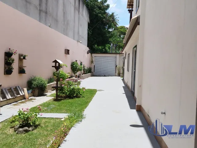 Imagem 5: Casa Duplex de 3 Quartos com Suíte, Área Gourmet e Amplo Quintal em Perocão, Guarapari-Es. Agende Sua Visita!