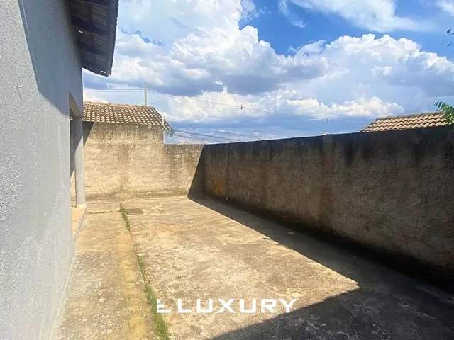 Imagem 6: Casa com 2 Quartos e Suíte para Alugar no Residencial Paraíso