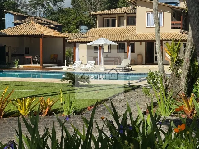 Imagem 7: Linda Casa de Alto Padrão com Amplo Terreno Pouco Metros do Mar