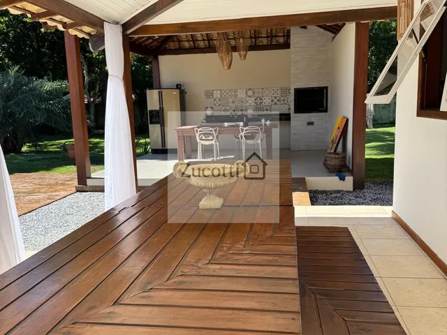 Imagem 15: Linda Casa de Alto Padrão com Amplo Terreno Pouco Metros do Mar