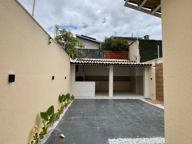 Imagem 2: Casa 4 Suítes no Eusébio com 191M² por R$ 750 Mil