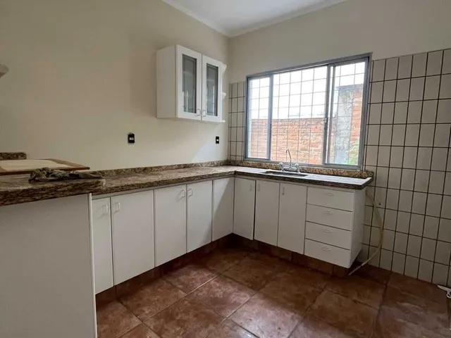 Imagem 12: Casa para Alugar no Bairro Parque Vivaldi Leite Ribeiro - Poços de Caldas/Mg