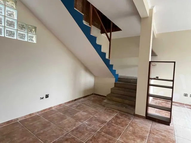 Imagem 15: Casa para Alugar no Bairro Parque Vivaldi Leite Ribeiro - Poços de Caldas/Mg
