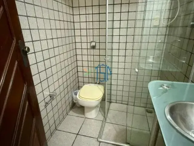 Imagem 5: Casa Térrea em Petrópolis - Avenida Principal - Ideal para Comércio