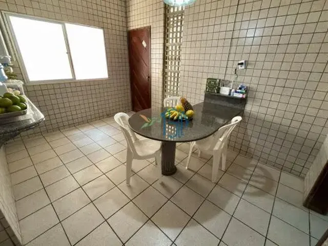 Imagem 14: Casa Térrea em Petrópolis - Avenida Principal - Ideal para Comércio