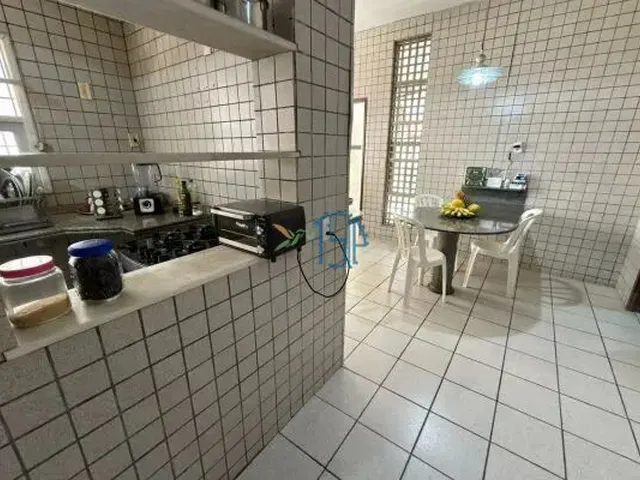 Imagem 7: Casa Térrea em Petrópolis - Avenida Principal - Ideal para Comércio