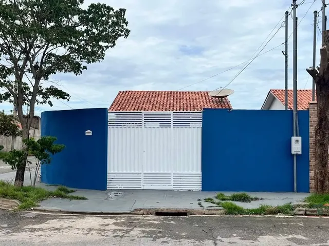 Imagem: Casa de Esquina, 2 Quarto(S), Residencial