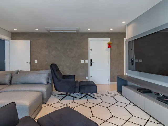 Imagem 7: Apartamento para Venda em Brooklin com 4 Quartos, Sendo 3 Suítes, 181M²