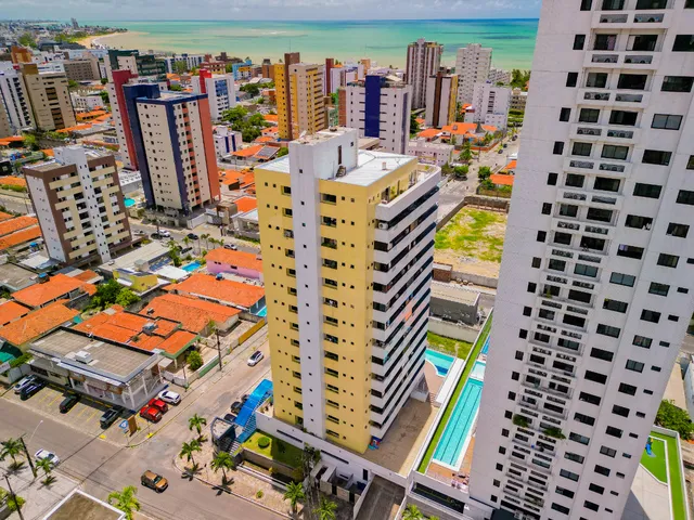 Imagem 2: Cobertura para Venda em Manaíra com 6 Quartos, Sendo 5 Suítes, 404M²