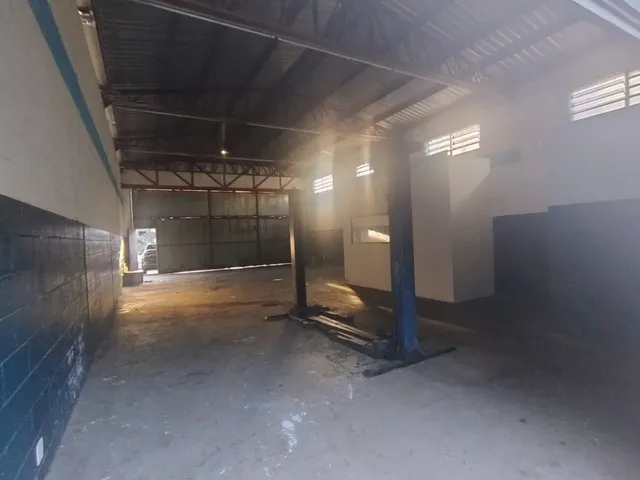 Imagem: Galpão Comercial para Venda em Vila Flórida