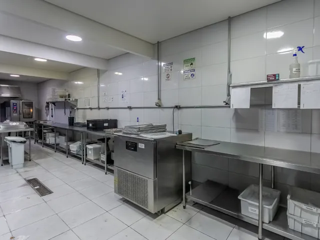 Imagem: Galpão Comercial para Venda em Vila santa