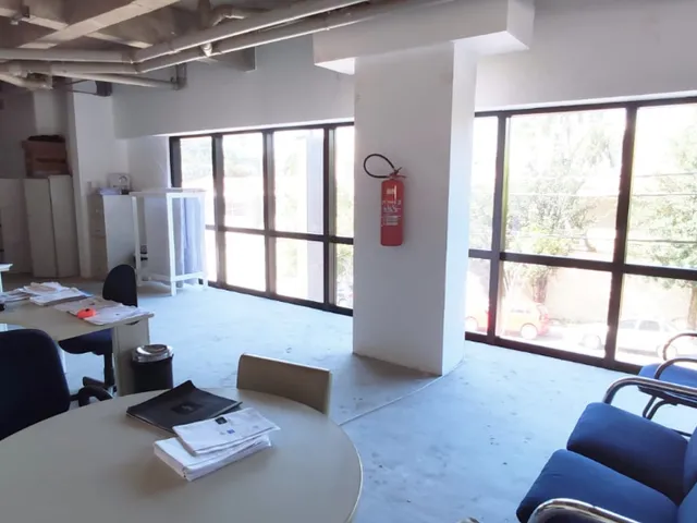 Imagem 9: Loja de Fachada Ativa para Venda em Campo Belo, 247M²