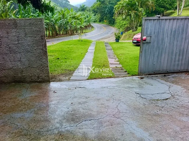 Imagem 4: Casa À Venda em Iconha/Es com 2 Quartos, Suíte, Amplo Quintal Murado e Garagem para 3 Carros