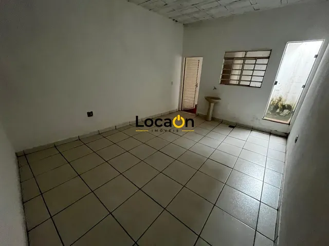 Imagem 4: Aluga - Casa Comercial no Bairro Vila Tibério - Ribeirão Preto Sp