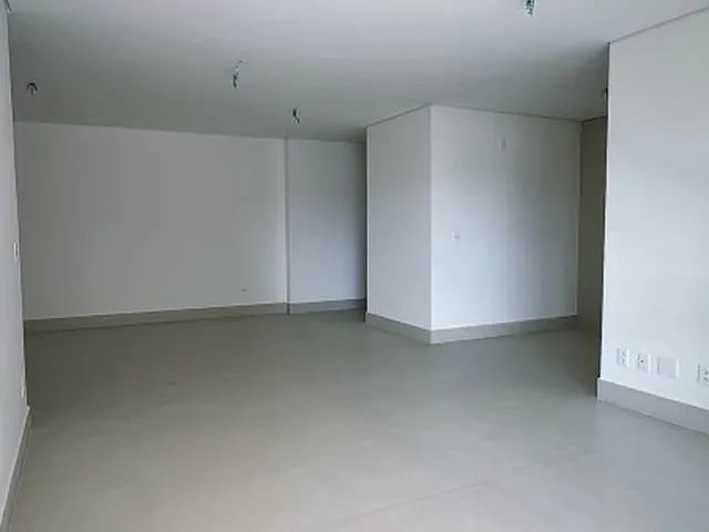 Imagem 6: Edifício Évora