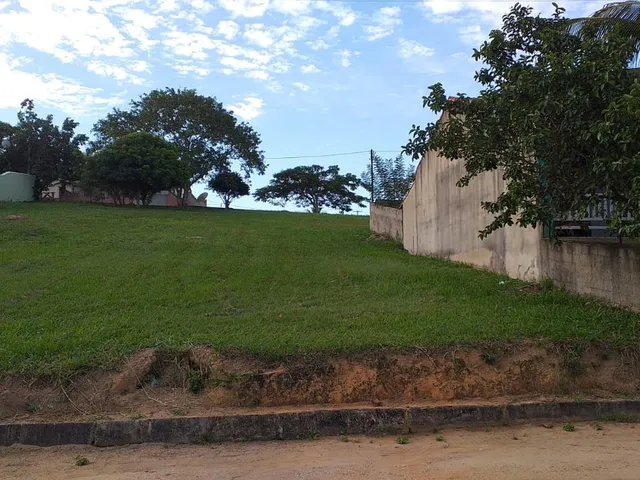 Imagem: Terreno de 315 M² Dentro de Condomínio