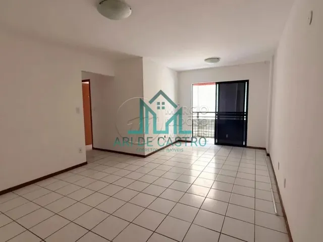 Imagem: Apartamento com 3 Quartos e Varanda com