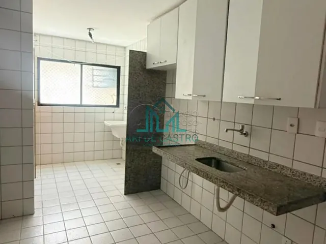 Imagem 10: Apartamento com 3 Quartos e Varanda com 110M² À Venda com Localização Privilegiada - Maceió - Alagoas