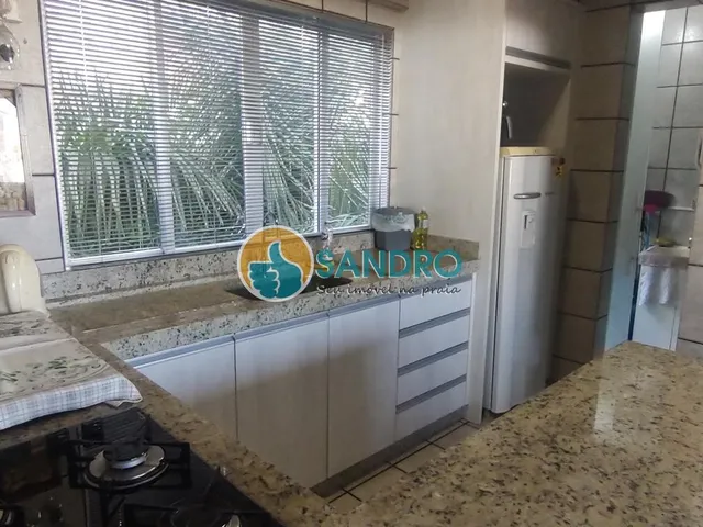 Imagem 4: Apartamento À Venda em Bombas, Bombinhas-Sc: 2 Quartos, 1 Suíte, 2 Salas, 1 Vaga de Garagem, 80,00 M² de Área