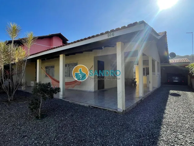 Imagem: Casa Ampla em Bombas !