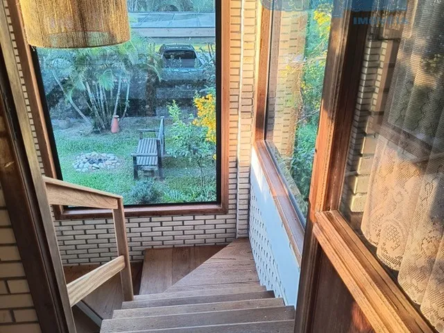 Imagem 3: Imóvel de Alto Padrão para Locação na Ibiraquera: 4 Quartos, 2 Suítes, 5 Salas, 5 Banheiros, 6 Vagas, 320M² de Área