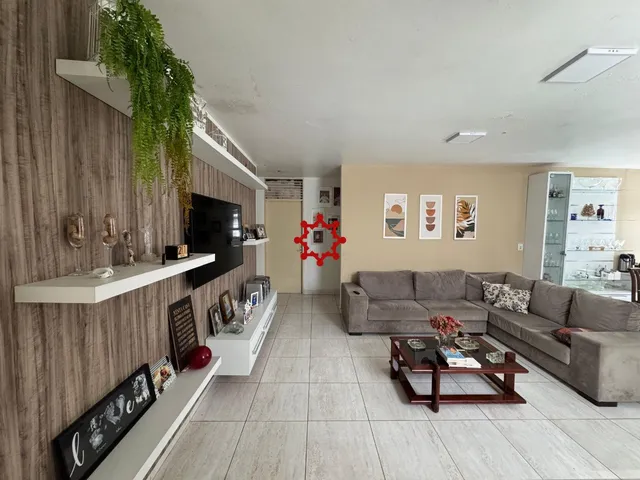 Imagem 7: 0 Casa com 5 dormitórios