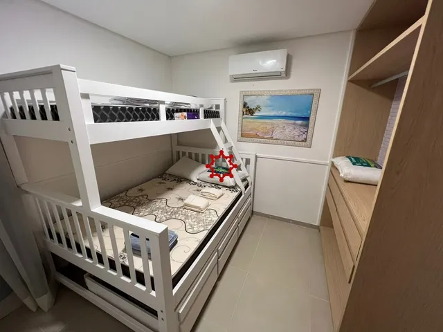 Imagem 2: 0 Casa com 4 dormitórios