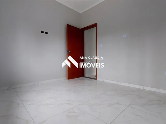 Imagem 9: Casa Nova com Piscina na Praia de Itanhaém, 400 Metros da Av. Marginal Lado Serra