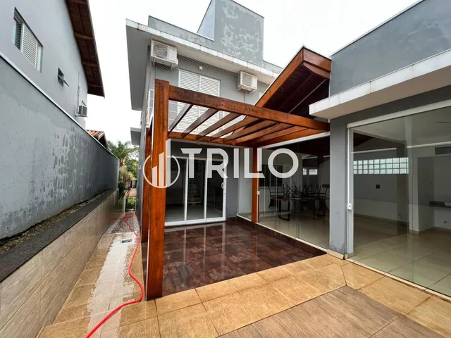 Imagem: Casa de Condomínio com 3 Quartos, 300M²