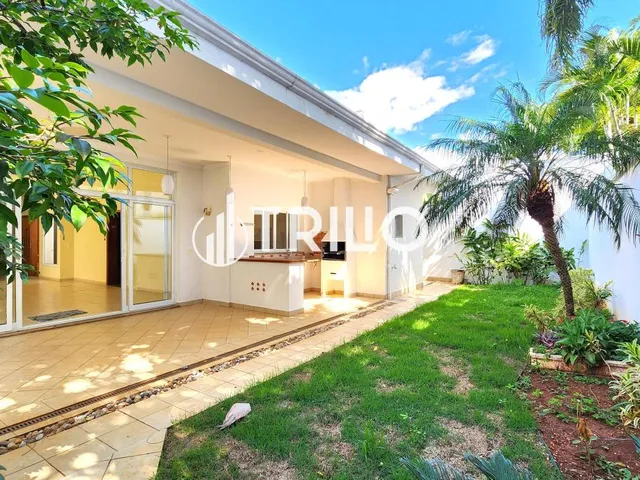 Imagem: Casa de Condomínio com 3 Quartos, 260,15M²