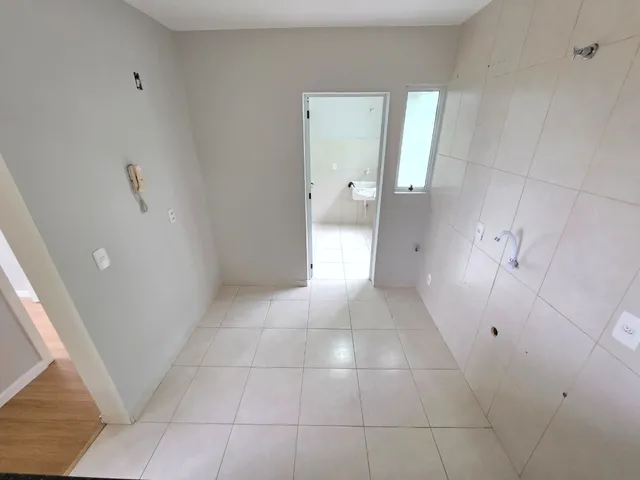 Imagem 2: Apartamento À Venda com 2 Quartos no Residencial Panorâmico Jardim Osasco Colombo Pr - R$ 235.000,00